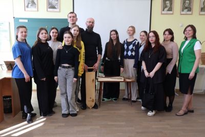 Студенты колледжа стали активными участниками интерактивной архаичной музыкальной программы «Звуки Севера»!