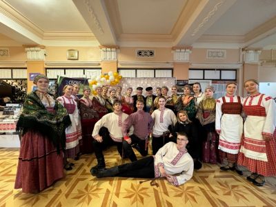 Гордимся достижениями ансамбля  «Пелысь мольяс» («Рябиновые бусинки»)!