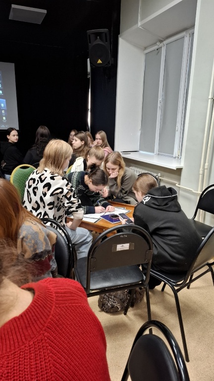 Uchastniki_kviza.jpg Uchastniki_kviza.jpg