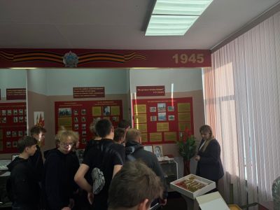 Первые ассистенты экскурсовода сдали проф экзамен