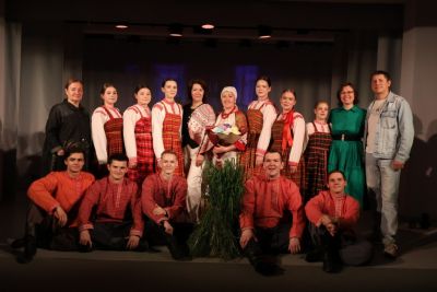 Как кормили последний сноп... Как кормили последний сноп...