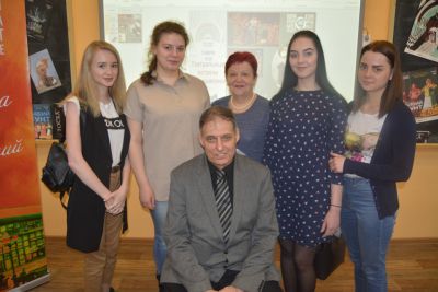 Профессии режиссера научить невозможно...